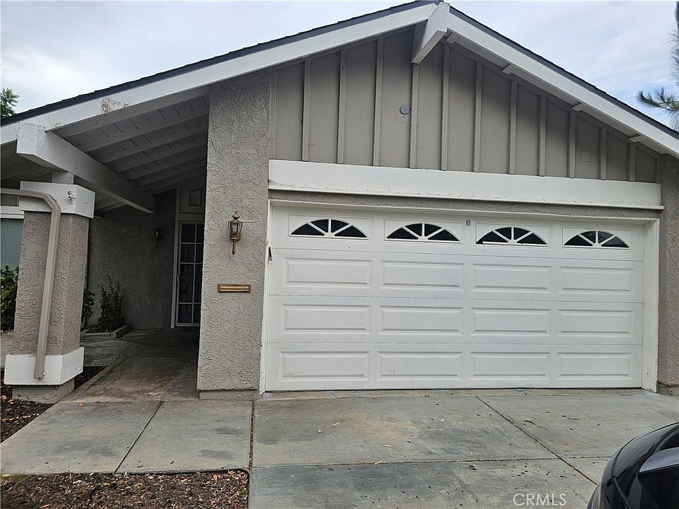 1st image of 4552 Cheviot Dr