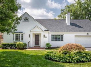 272 W Stroop Rd, Dayton, OH 45429