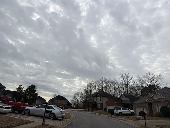 5th image of 6728 Deer Foot Dr