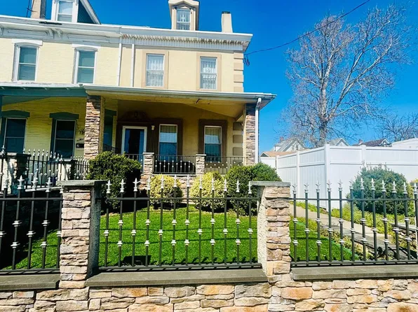 6314 Keystone St, Philadelphia, PA 19135