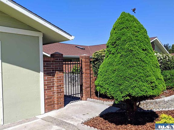 2nd image of 102-B Hilltop Dr