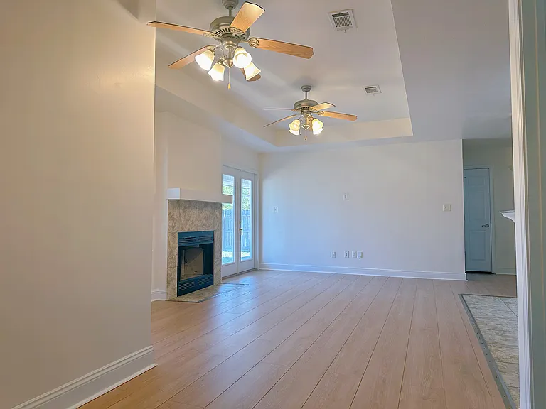 3062 Palm St — Photo 15