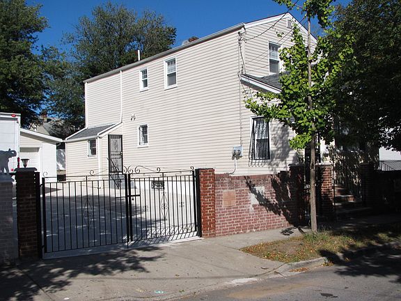 5th image of 14251 123rd Ave
