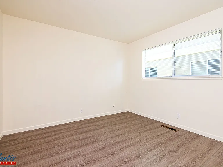 3711 Underwood Dr — Photo 9