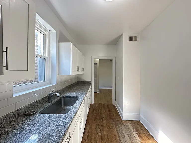 3533 W Fullerton Ave #4 — Photo 6