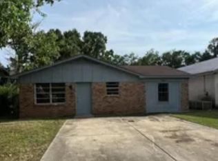 5406 Community Ave, Moss Point, MS 39563