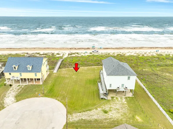 6 Velasco Shores Dr, Freeport, TX 77541