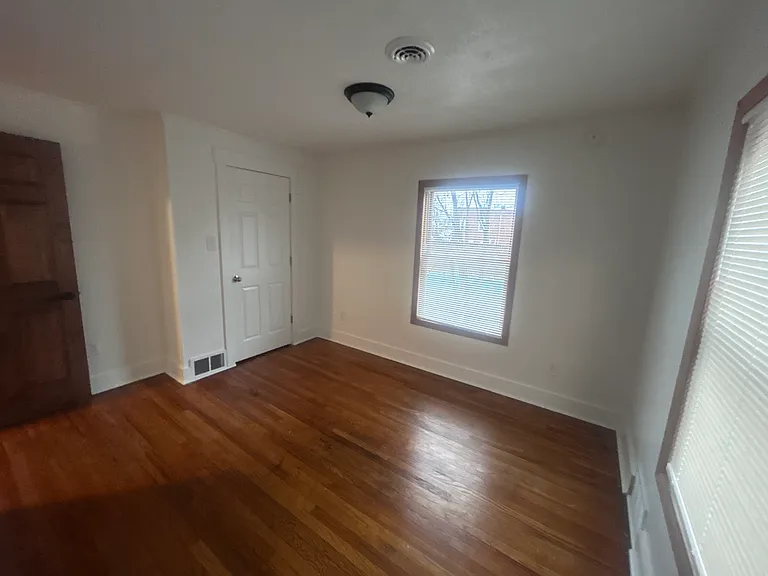 423 Spring Ave #2 — Photo 2
