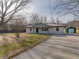 516 Georgianna Dr, New Albany, IN 47150