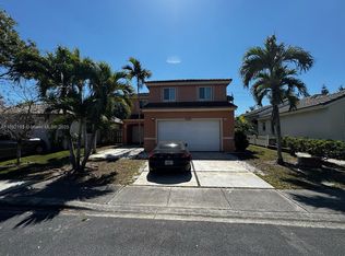 10470 SW 16th St, Pembroke Pines, FL 33025