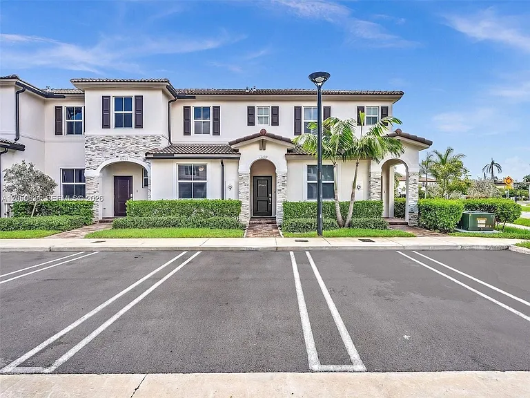 12209 NW 24th Pl — Photo 6