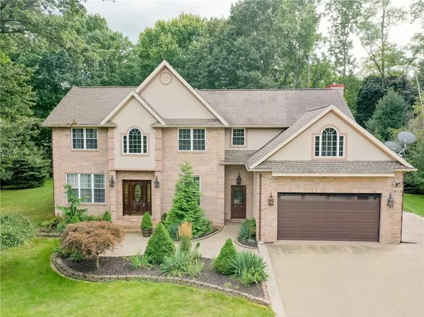 493 Lake View Ter, Webster, NY 14580