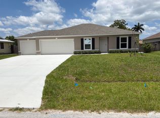 565 SW Fairview Ave, Port Saint Lucie, FL 34983