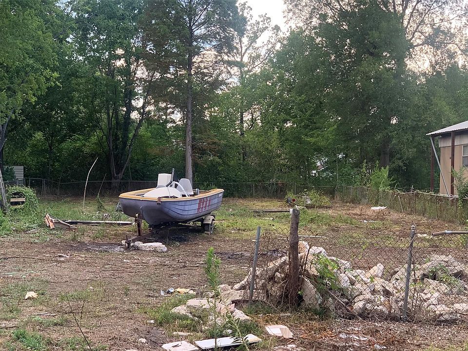 2nd image of 13029 Fernway Ln
