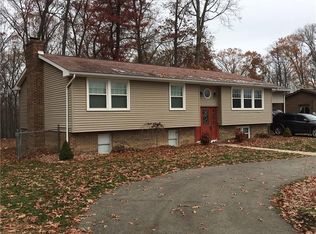 304 Sawmill Run Rd, Butler, PA 16001