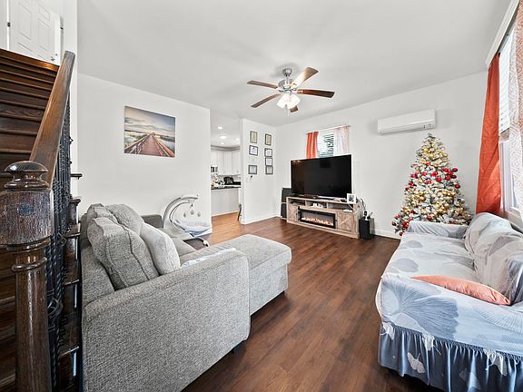 2nd image of 362 Ringo St