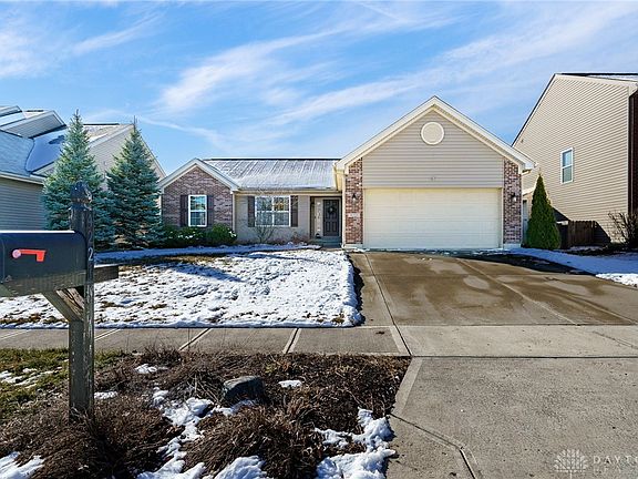 2nd image of 4221 Bergamot Dr