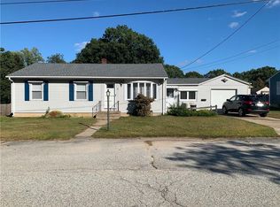 9 Rosemary St, Coventry, RI 02816