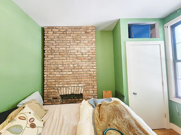 190 Wilson Ave #2F — Photo 9