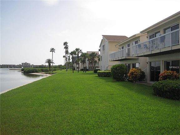 4th image of 1401 Gulf Blvd APT 114
