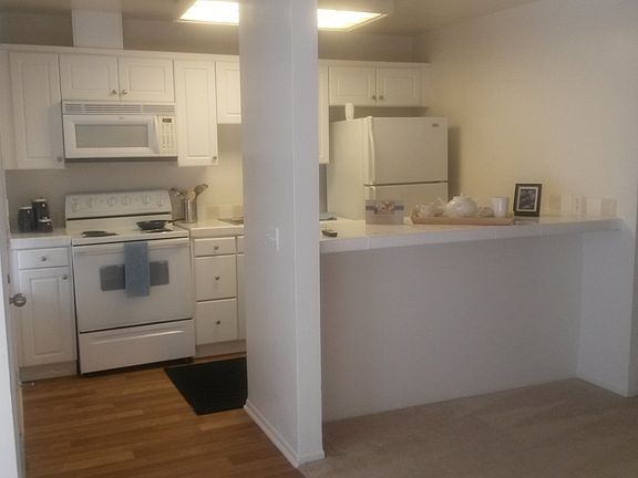 5th image of 13 Bear Paw APT 13A