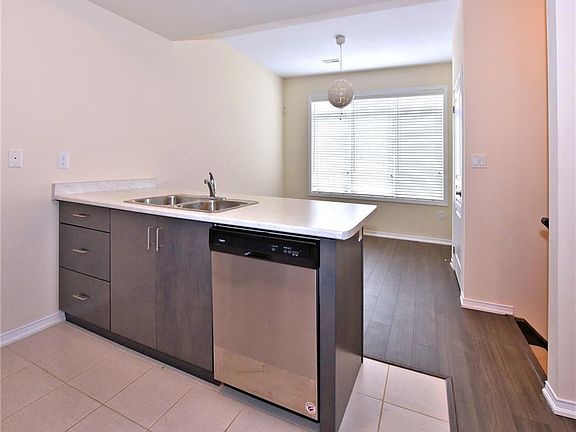 4th image of 5044 Serena Dr