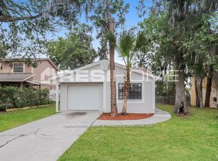 3310 W Oak Ave, Plant City, FL 33563