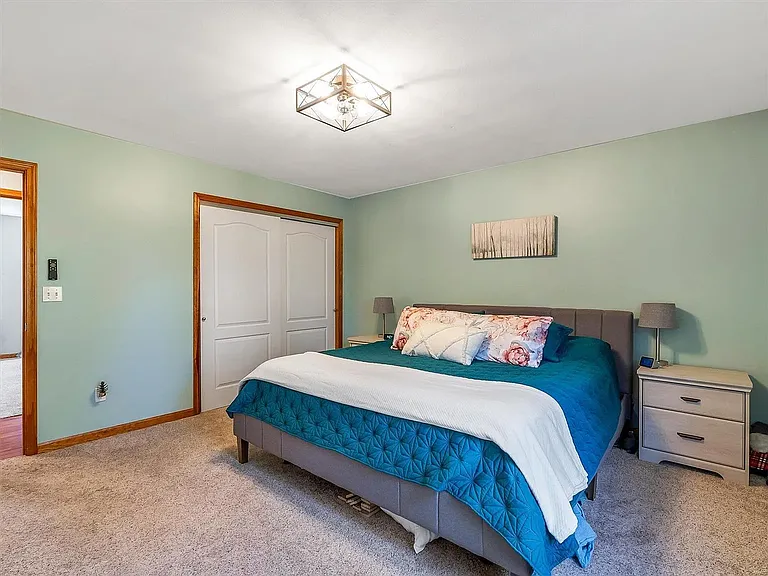 2109 Brookview Ct — Photo 18