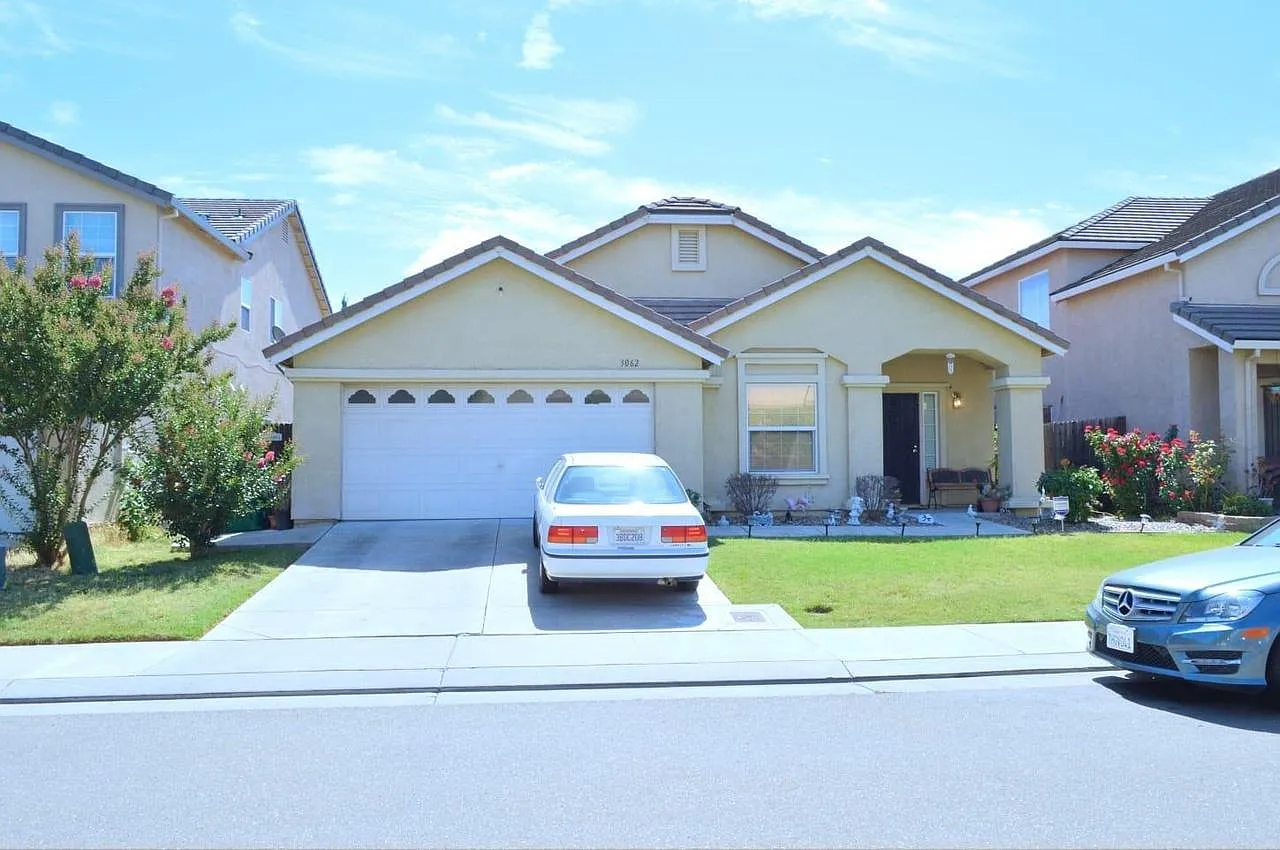 3062 Sonata Cir photo 1