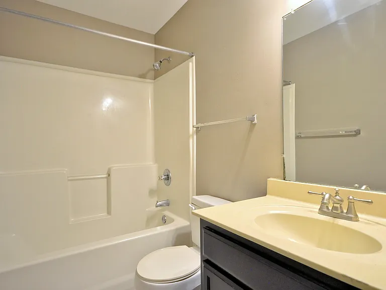 3291 S Senseney Cir — Photo 31