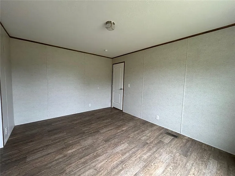 9310 Scott Dairy Loop Rd S #4 — Photo 9