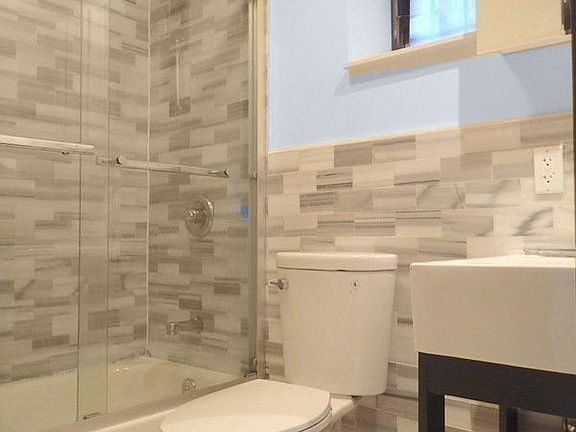 5th image of 354 W 110th St APT 1E