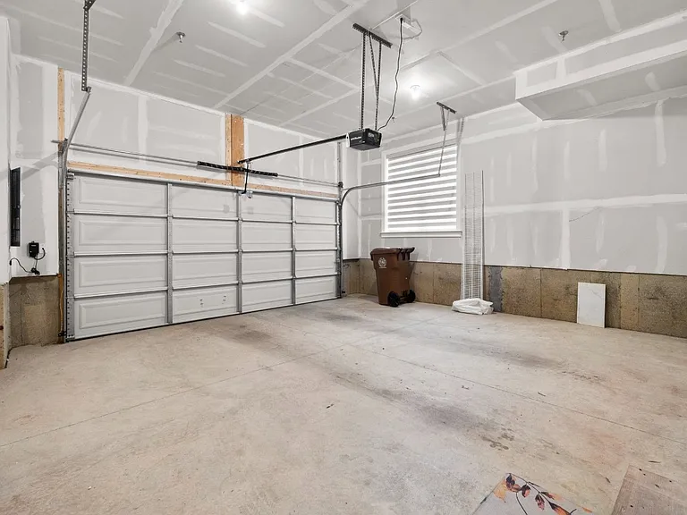 3310 Woodland Phlox St — Photo 53