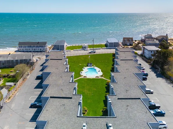 112 Old Wharf Road APT C1, Dennis Port, MA 02639