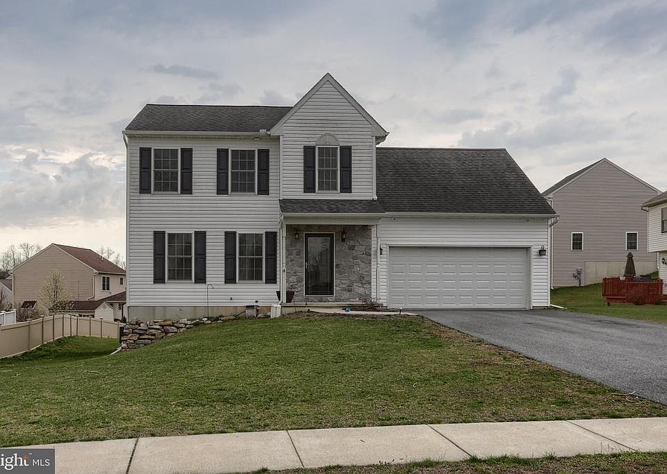 1st image of 4 Willowcreek Ave #L-0046