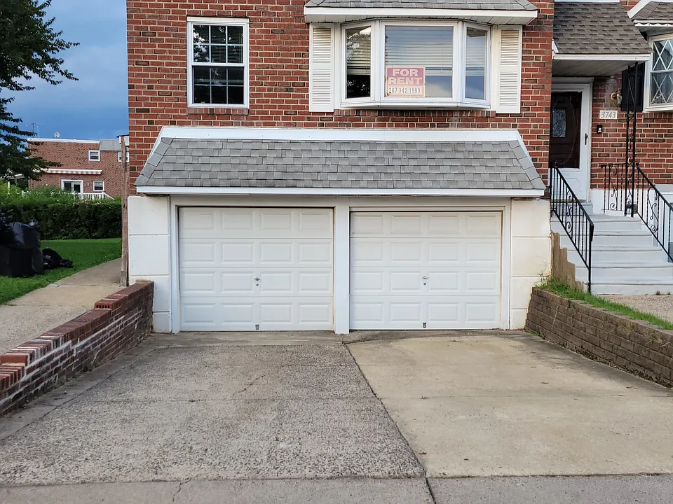 3741 Genesee Dr #1
