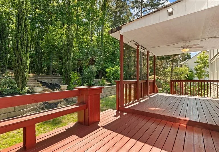 1235 Longpointe Pass — Photo 74