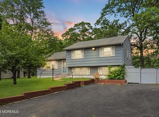 4 Ash St, Eatontown, NJ 07724