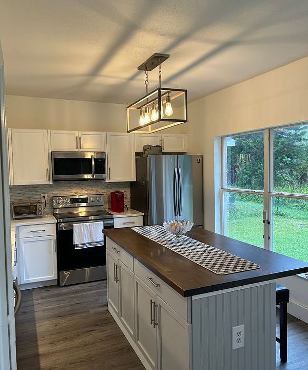 1st image of 4233 Forest Island Dr
