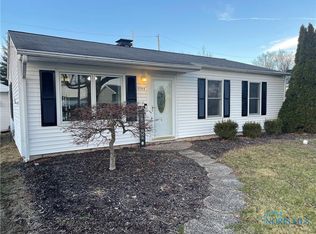 1204 Magnolia St, Defiance, OH 43512