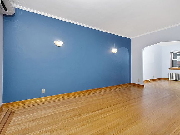 4th image of 61-42 78th St