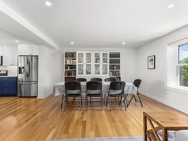 259 Lake Ave N #A — Photo 8