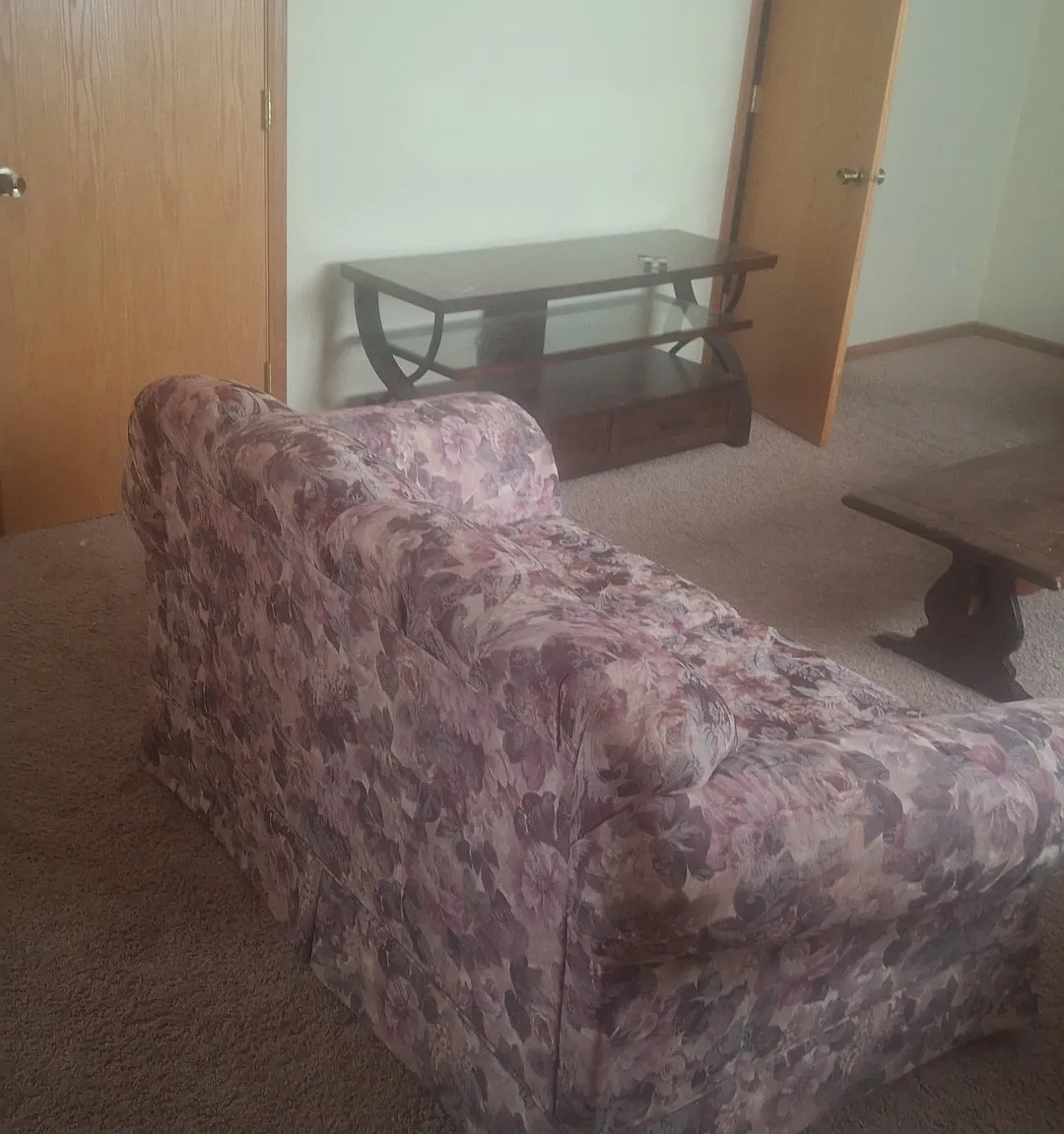 1 bed, 650 sqft, $850 — Photo 1