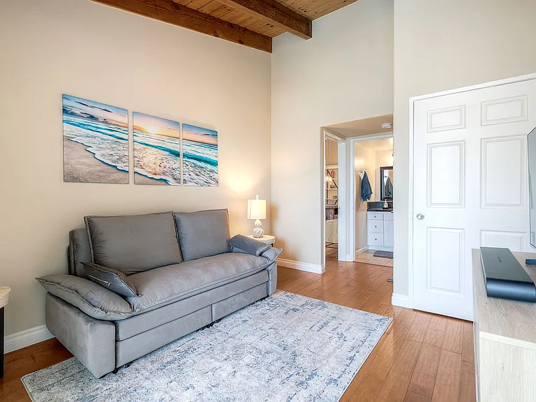 940 Sealane Dr #10 — Photo 6