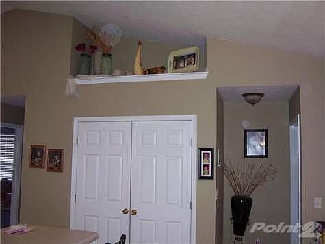 5th image of 2119 Stoney Meadow Dr