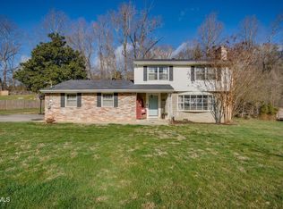 5636 Apache Dr, Kingsport, TN 37664