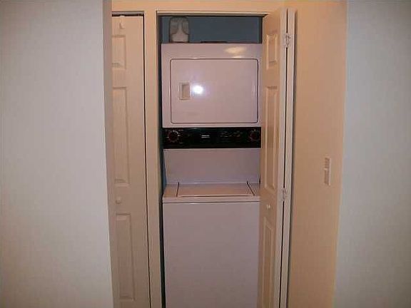 full size stackable washer and dryer