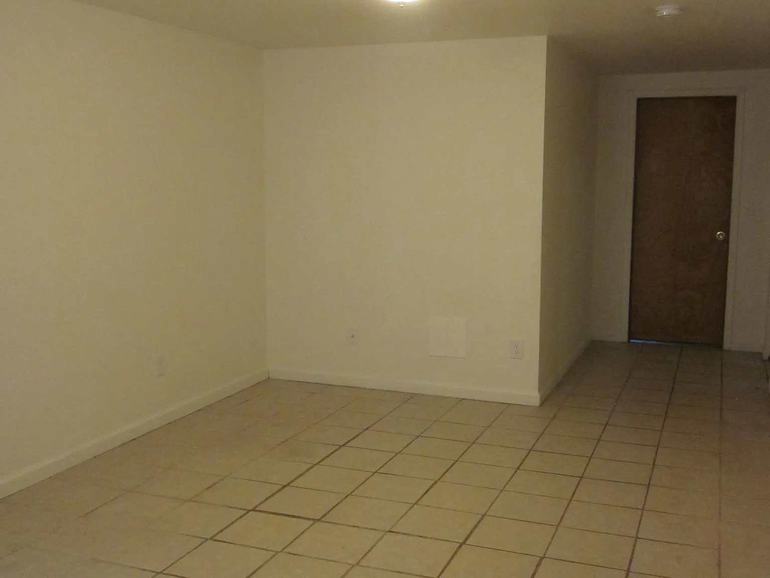 4 bed, 2000 sqft, $2,500 — Photo 3