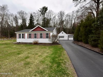 384 Plank Road, Averill Park, NY, 12018