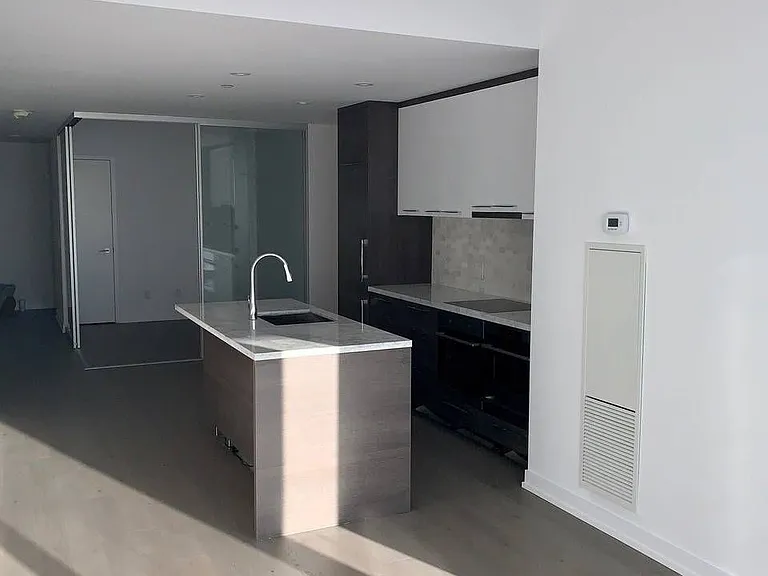 488 University Ave #3608 — Photo 9